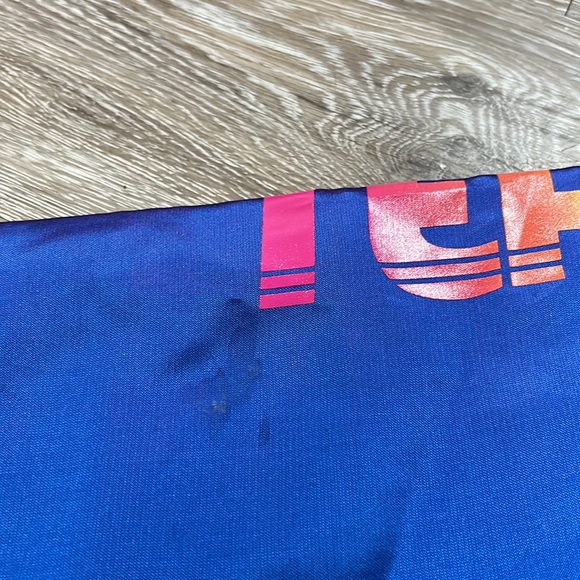 Windbreaker - Picture 4 of 7